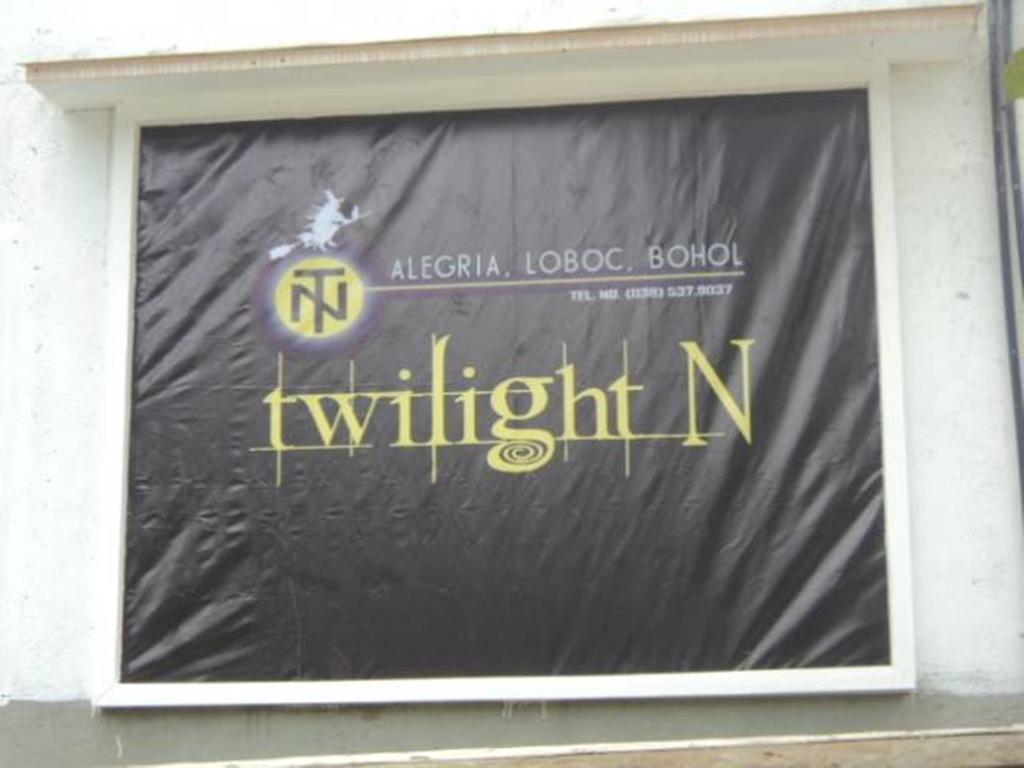 Twilight N Hotell Loboc Rum bild